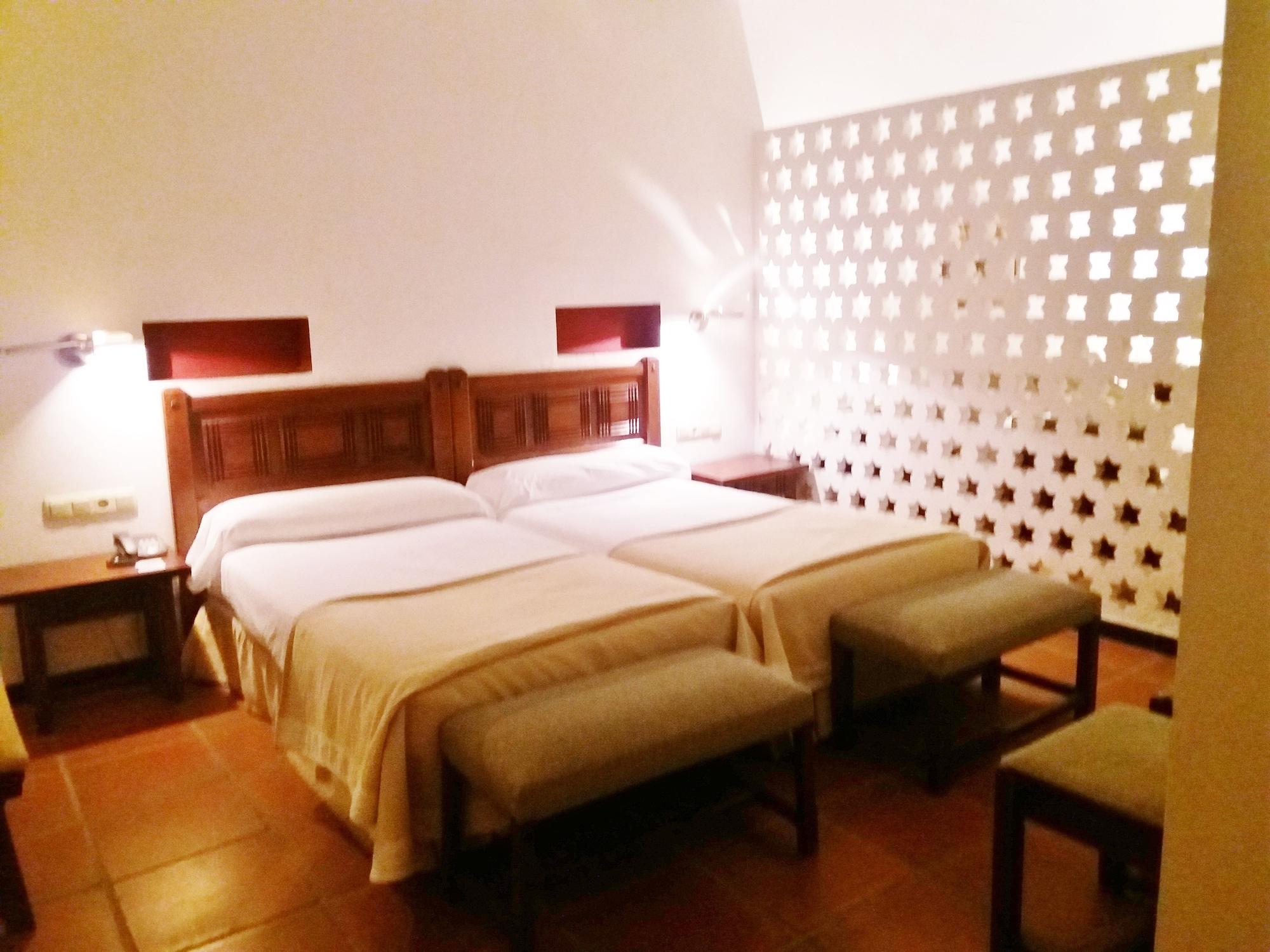 Parador De Ceuta Esterno foto